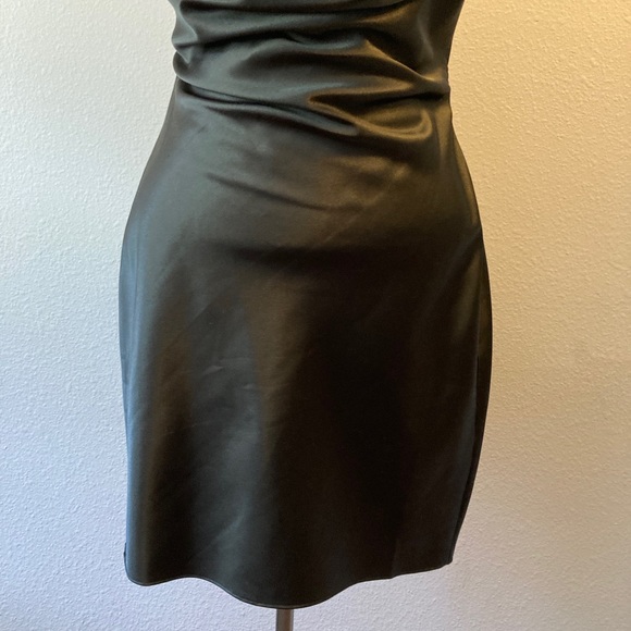 Want My Look Black Satin Dress Size Small - Picture 3 of 8